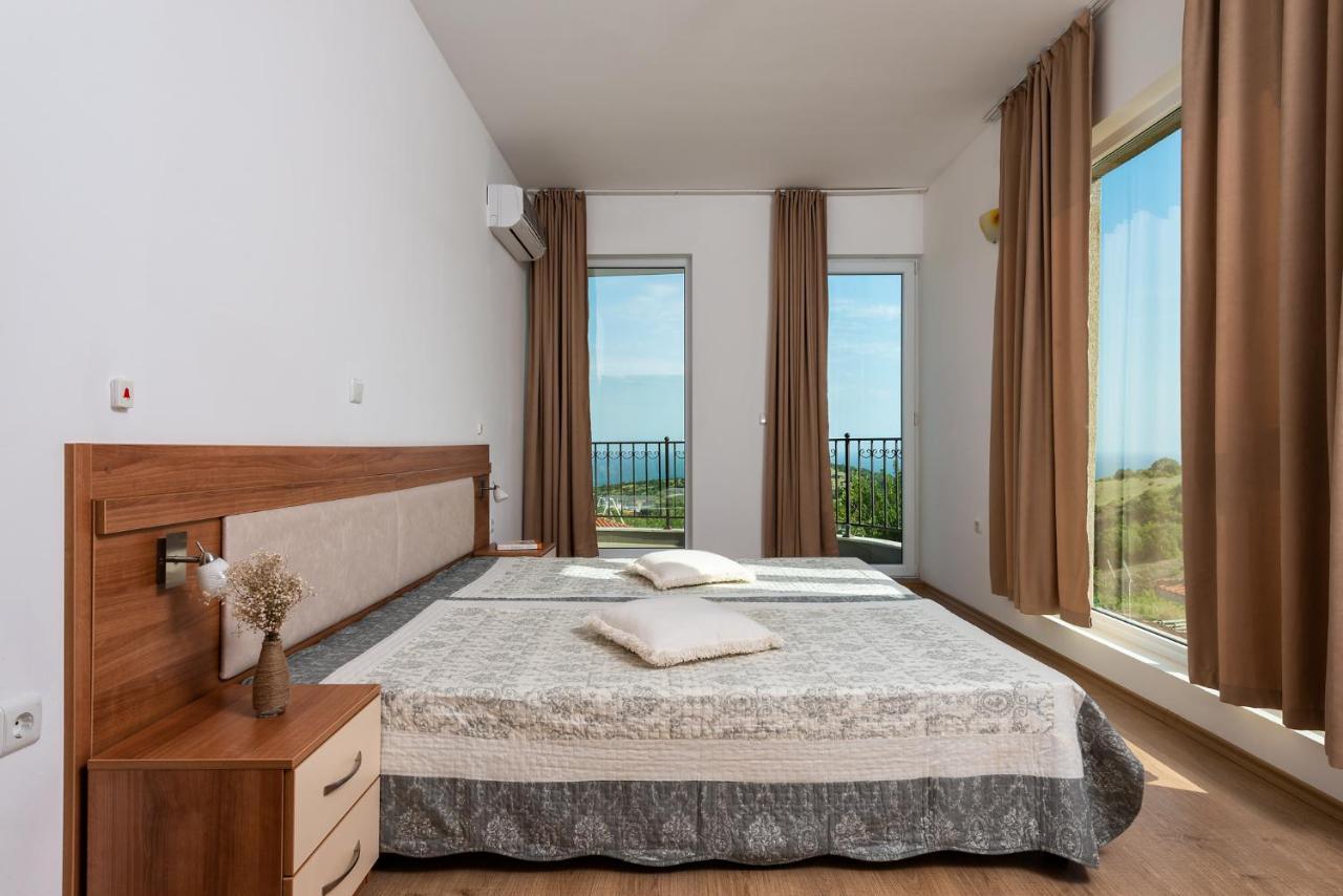 Villa Entre Emona Luaran gambar