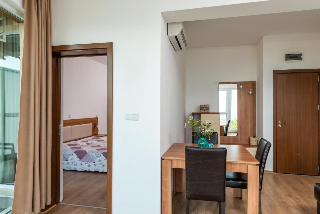 Villa Entre Emona Luaran gambar